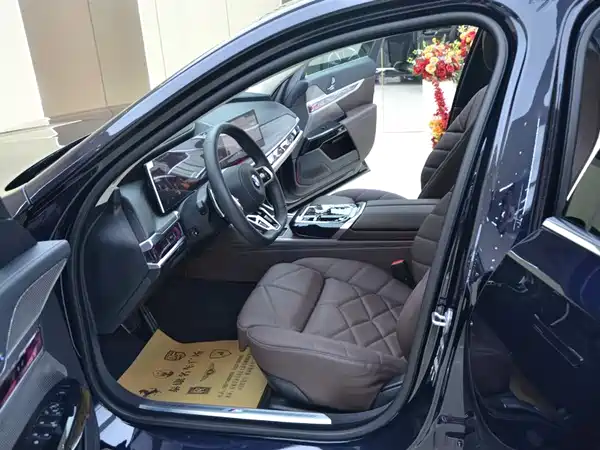 BMW 7 Series 2023