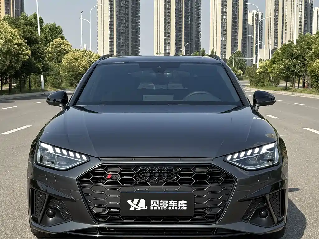 Audi S4 2024