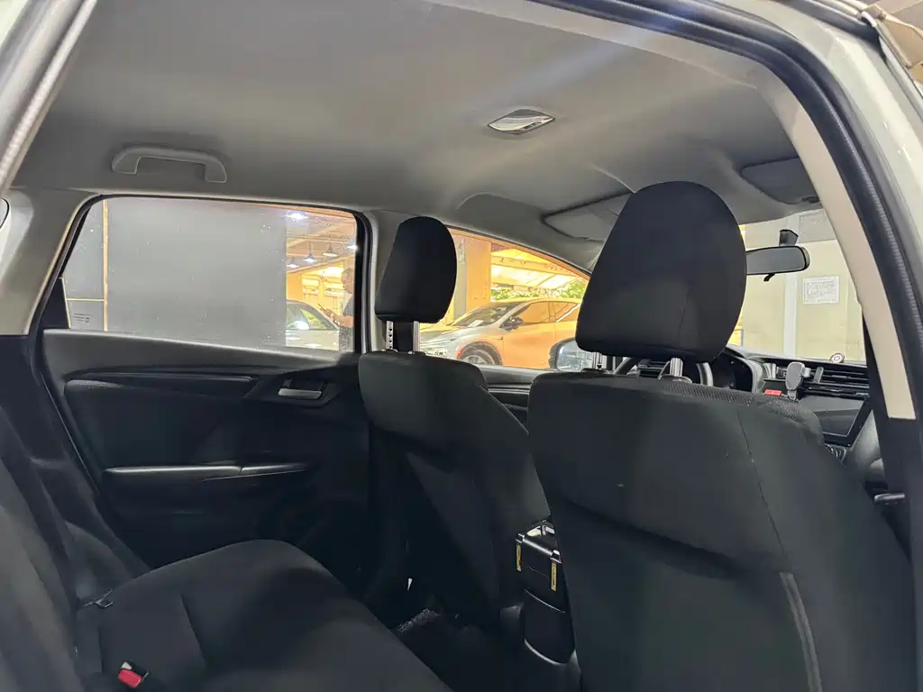Honda Fit 2015 — фото 8
