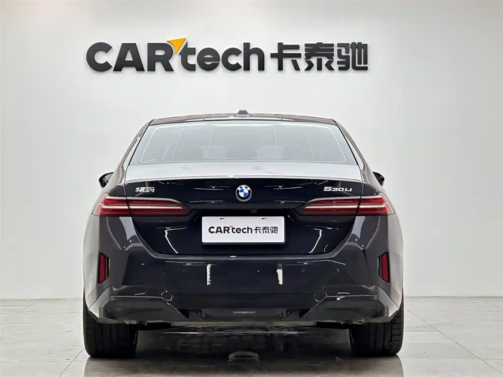 BMW 5 Series 2024