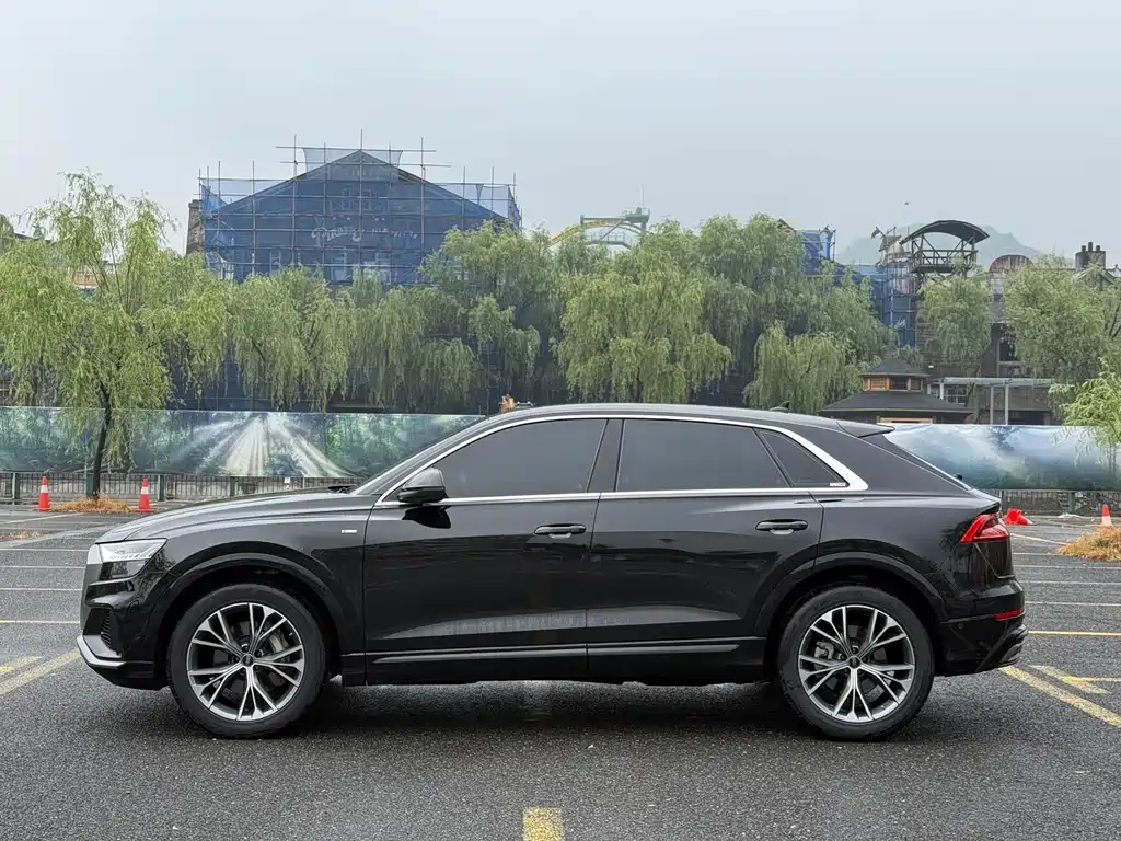 Audi Q8 2024