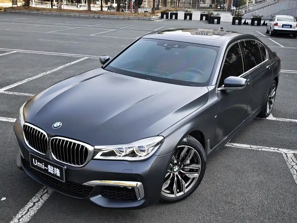 BMW 7 Series 2018 — фото 8