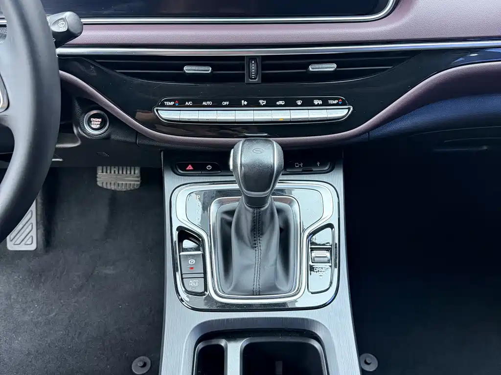 GAC Trumpchi M6 2022 — фото 11