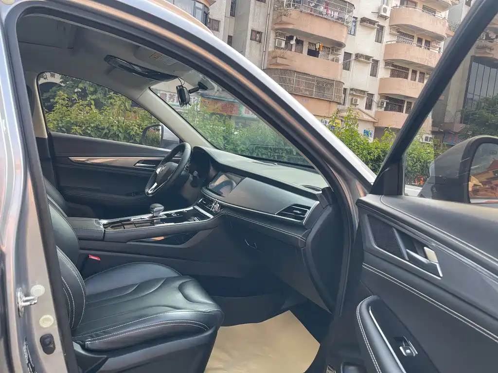 Changan CS85 COUPE 2020 — фото 11