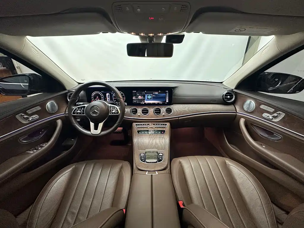 Mercedes-Benz E-Class 2020 — фото 8