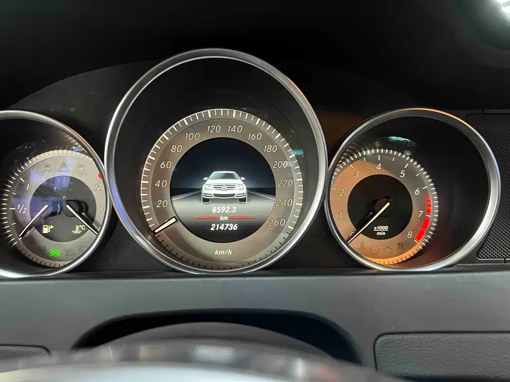 Mercedes-Benz C-Class 2014 — фото 13