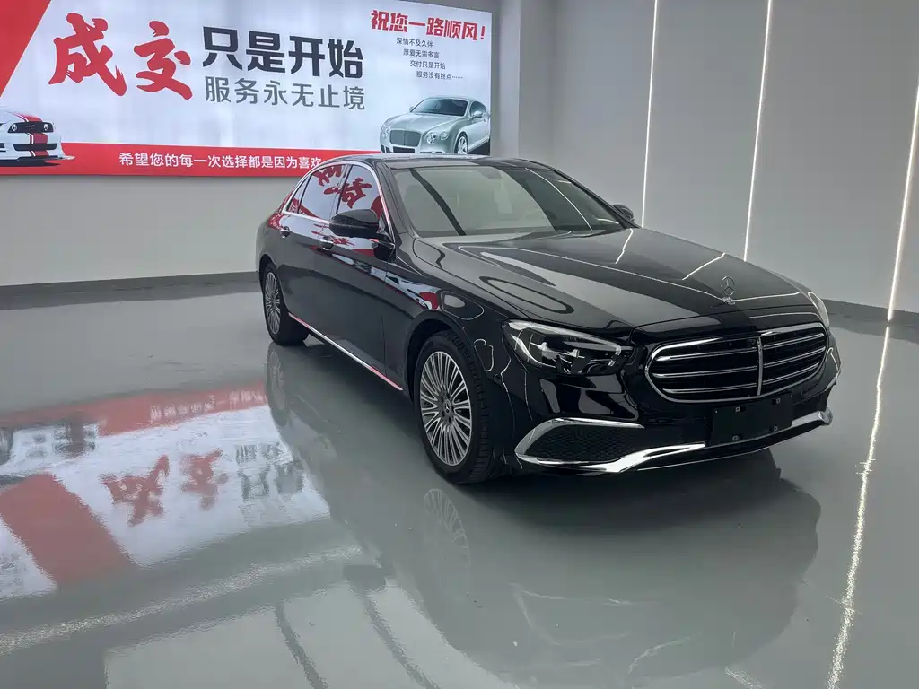 Mercedes-Benz E-Class 2023 — фото 2