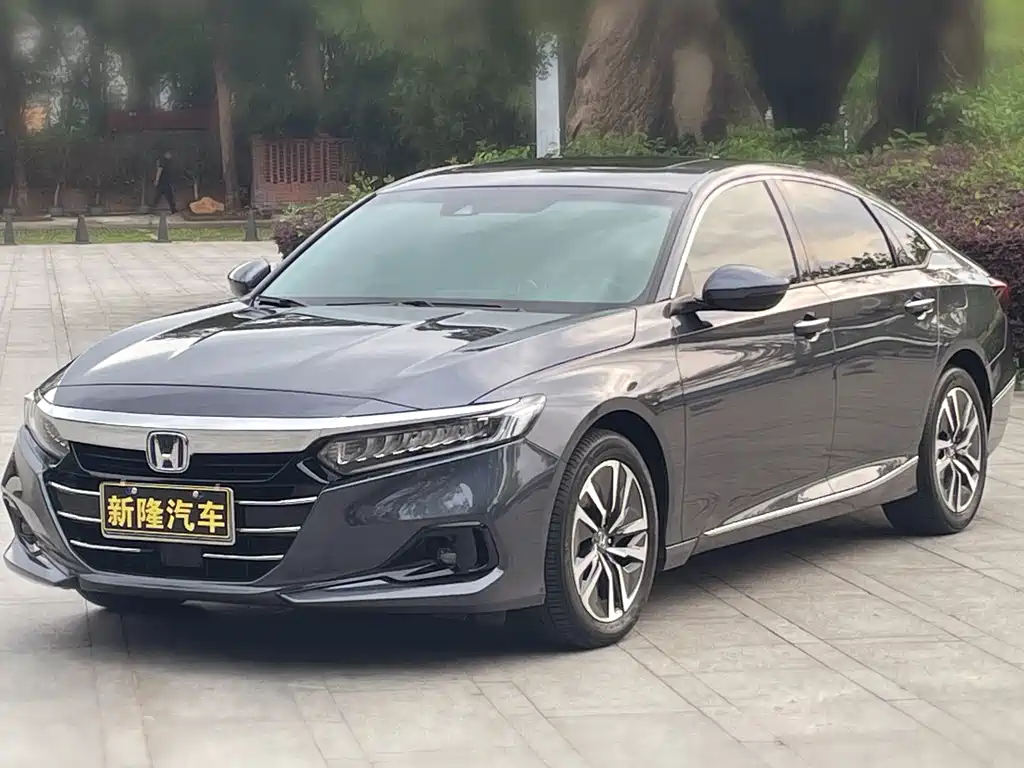 Honda Accord 2023 — фото 1