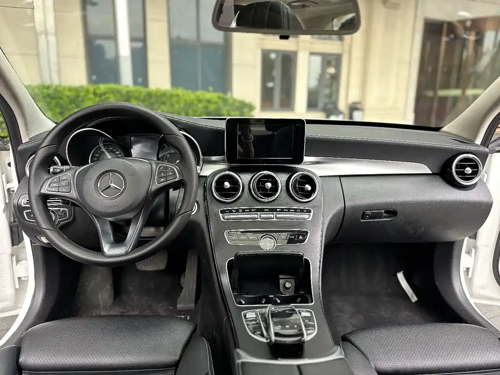Mercedes-Benz C-Class 2016 — фото 6