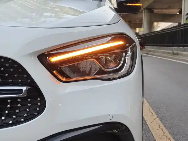 Mercedes-Benz GLA 2020