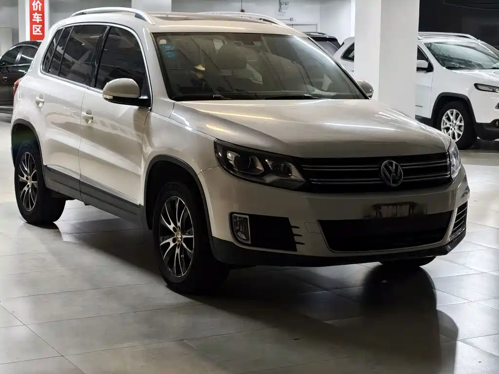 Volkswagen Tiguan 2014 — фото 3