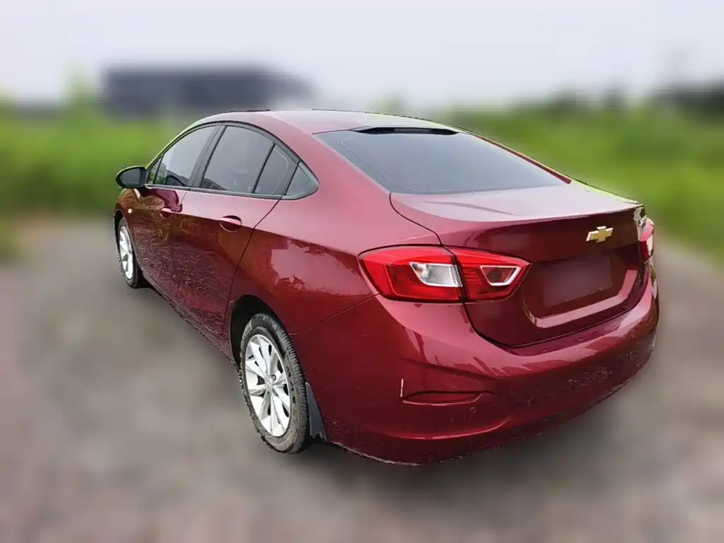 Chevrolet Cruze 2018 — фото 9