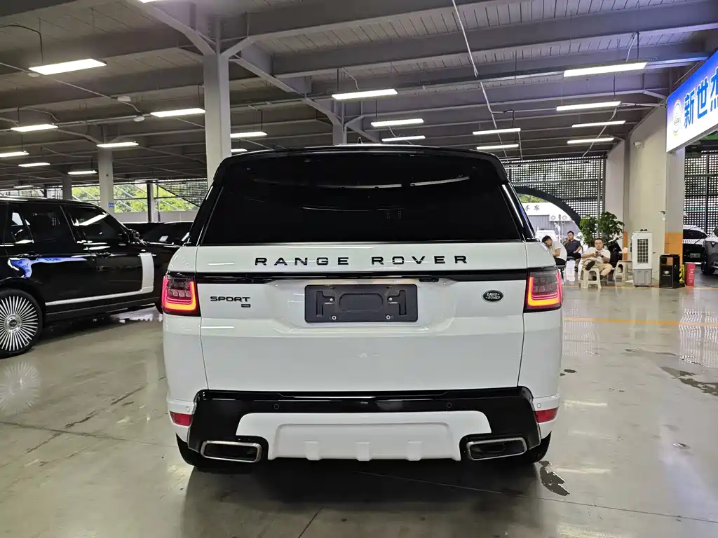 Land Rover Range Rover Sport 2022 — фото 13
