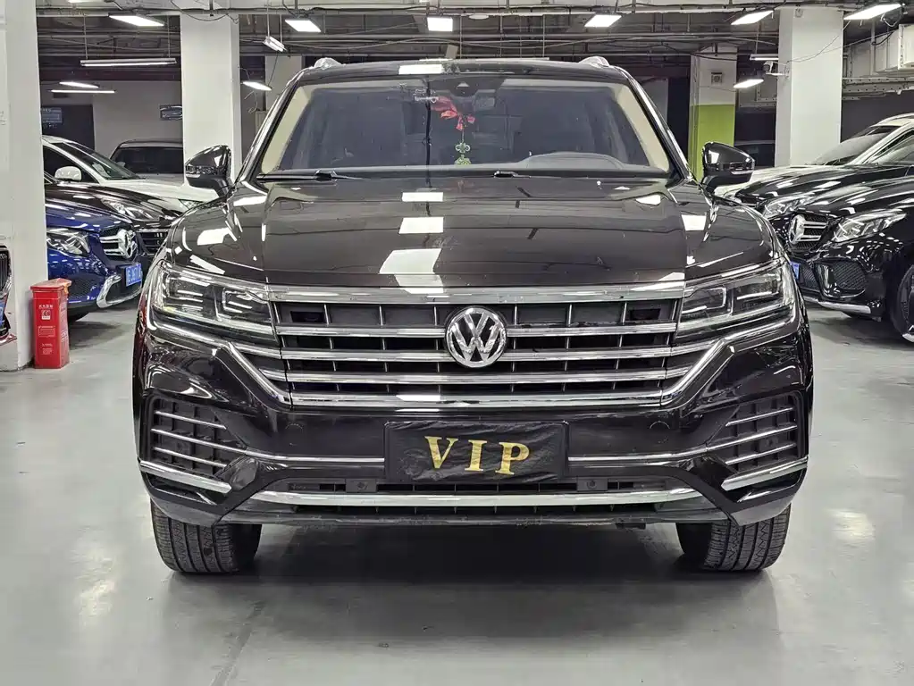 Volkswagen Touareg 2019 — фото 2