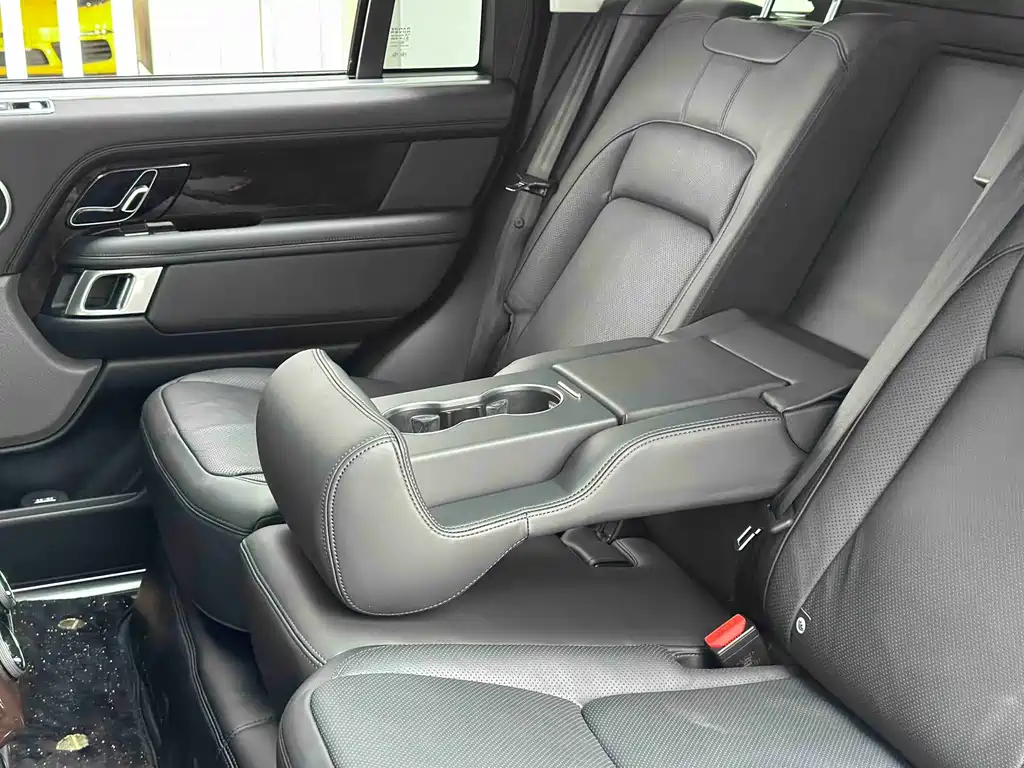 Land Rover Range Rover 2021 — фото 17