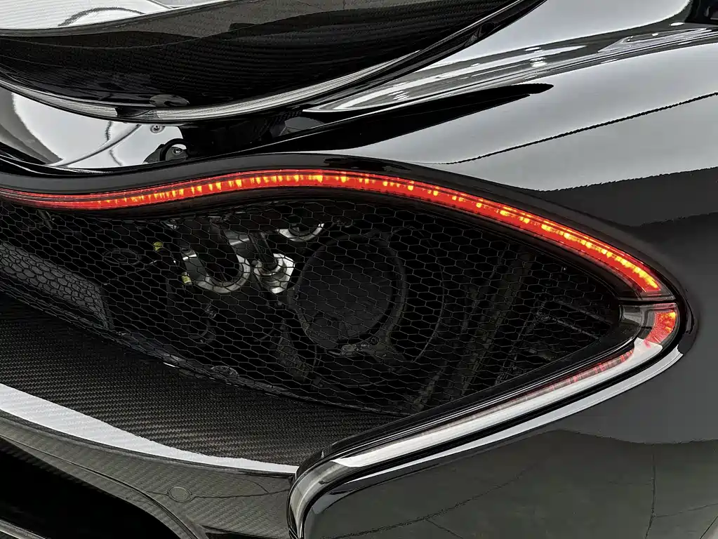 McLaren P1 2018 — фото 18