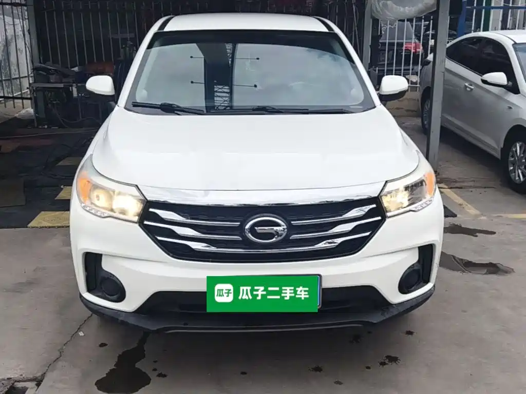 GAC Motor Trumpchi GS4 2017 — фото 3