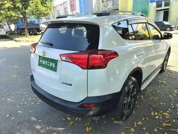 Toyota RAV4 2016