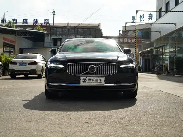 Volvo S90 2022