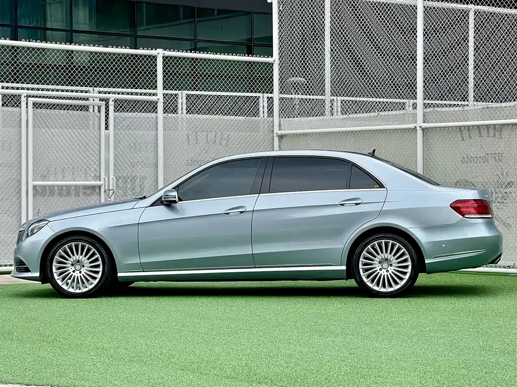 Mercedes-Benz E-Class 2013 — фото 5