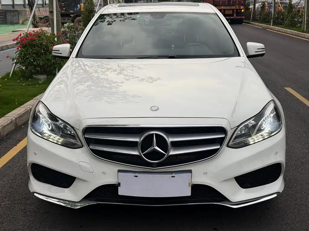 Mercedes-Benz E-Class 2015 — фото 2