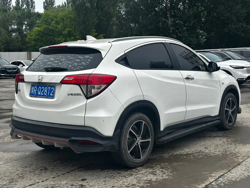 Honda Vezel 2022 — фото 3