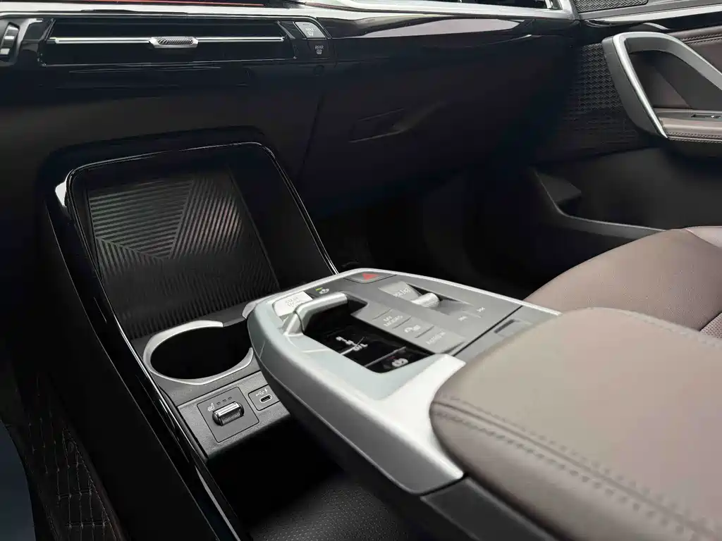 BMW X1 2023 — фото 13