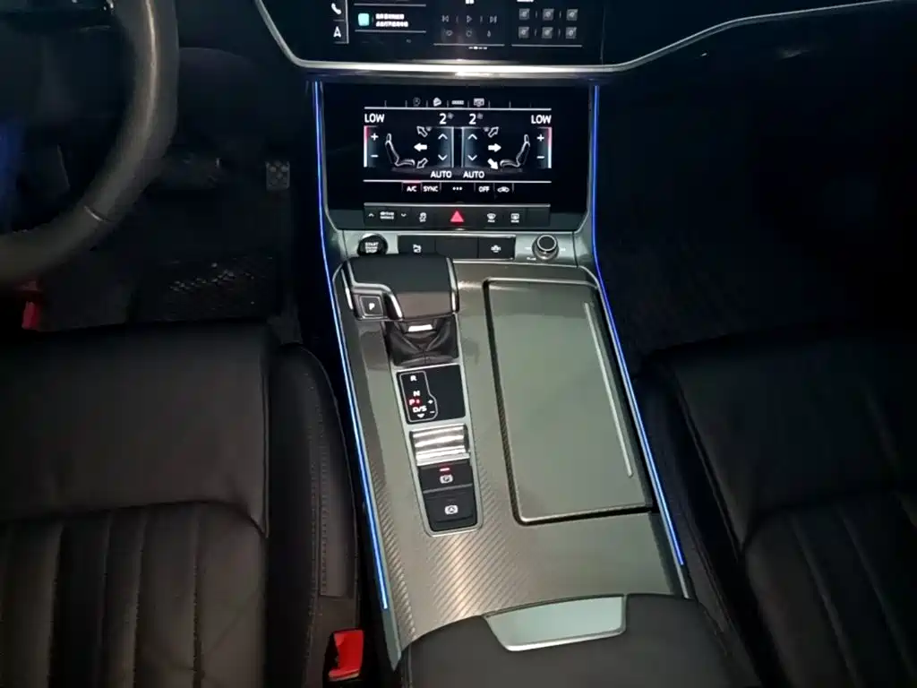 Audi A6L 2021 — фото 14