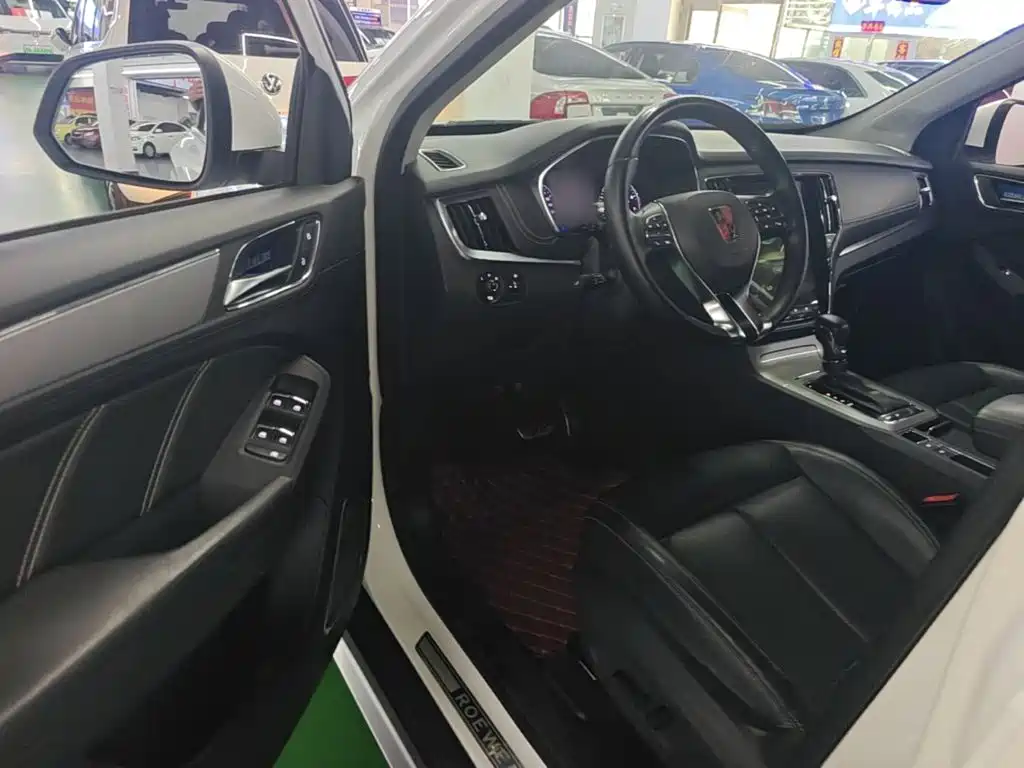 Roewe RX5 2016 — фото 15