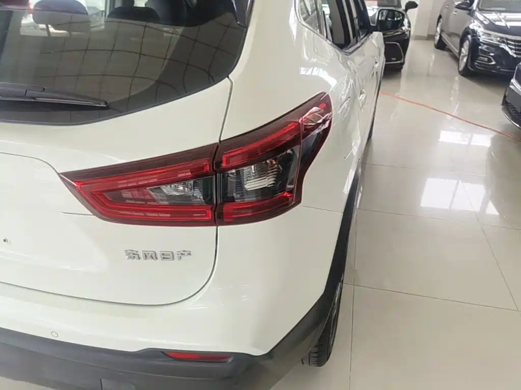 Nissan Qashqai 2022 — фото 8