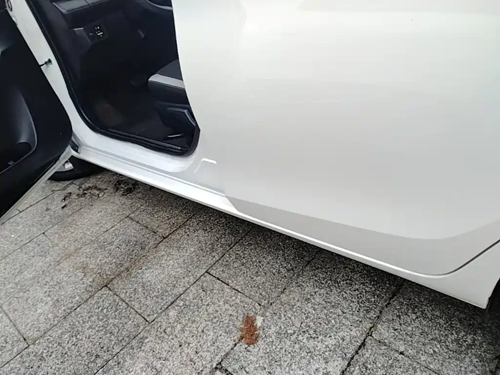 Toyota Yaris L 2021 — фото 22