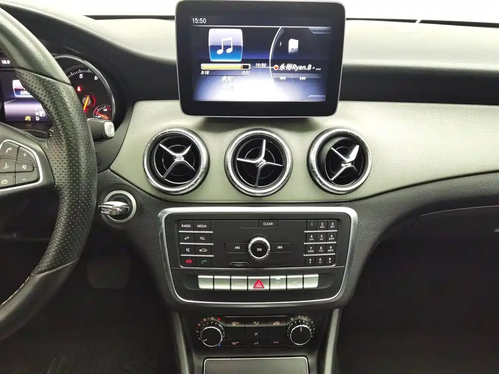 Mercedes-Benz CLA 2018 — фото 12