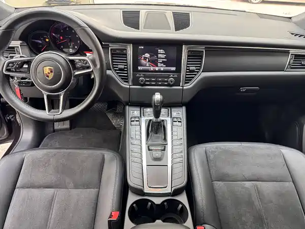 Porsche Macan 2017