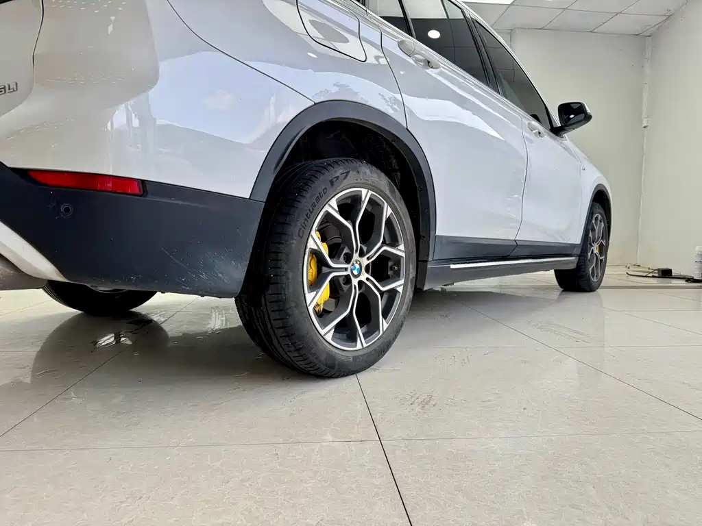 BMW X1 2022 — фото 18