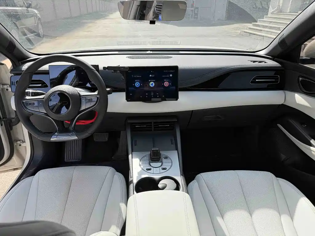 BYD Seal 06 2025 — фото 14
