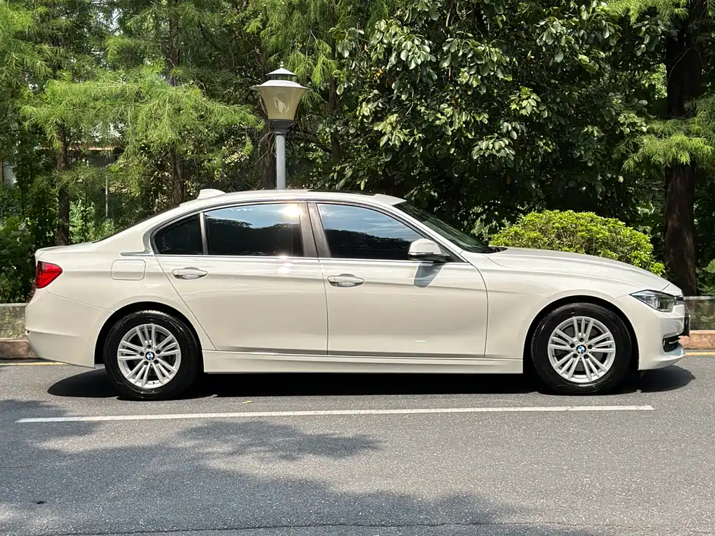 BMW 3 Series 2015 — фото 4