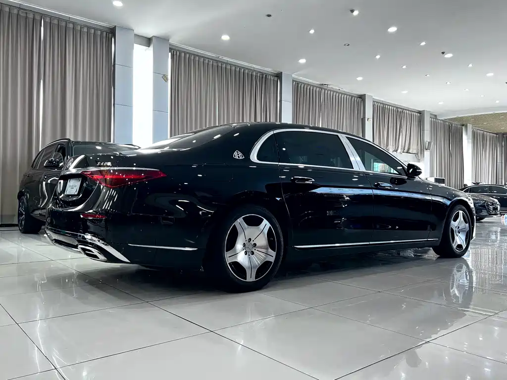 Mercedes-Benz Maybach S-Class 2024
