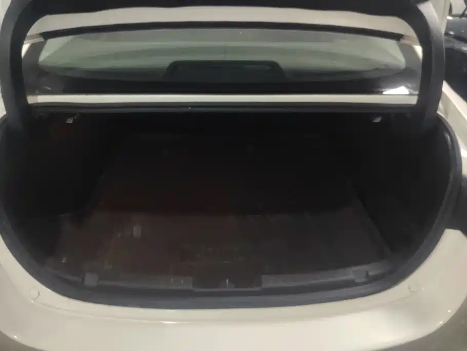 Mazda 3 Angkesela 2022