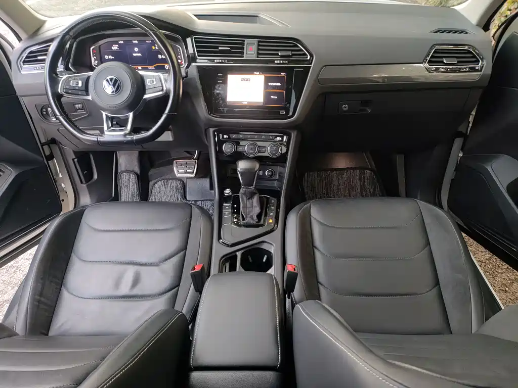 Volkswagen Tiguan L 2021 — фото 16