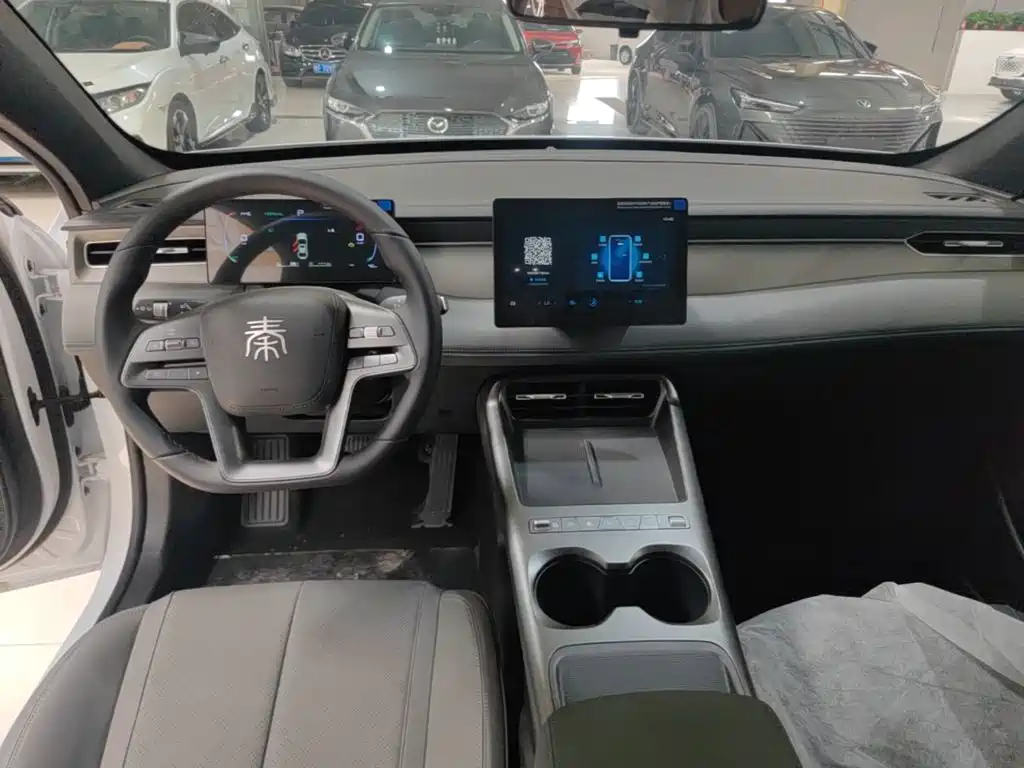 BYD Qin PLUS 2026 — фото 10