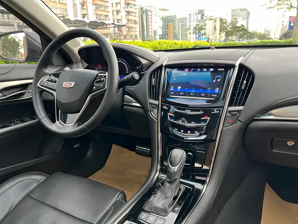 Cadillac ATS-L 2017 — фото 17