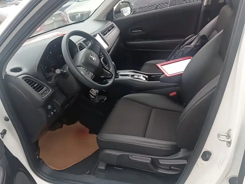 Honda Vezel 2021 — фото 15