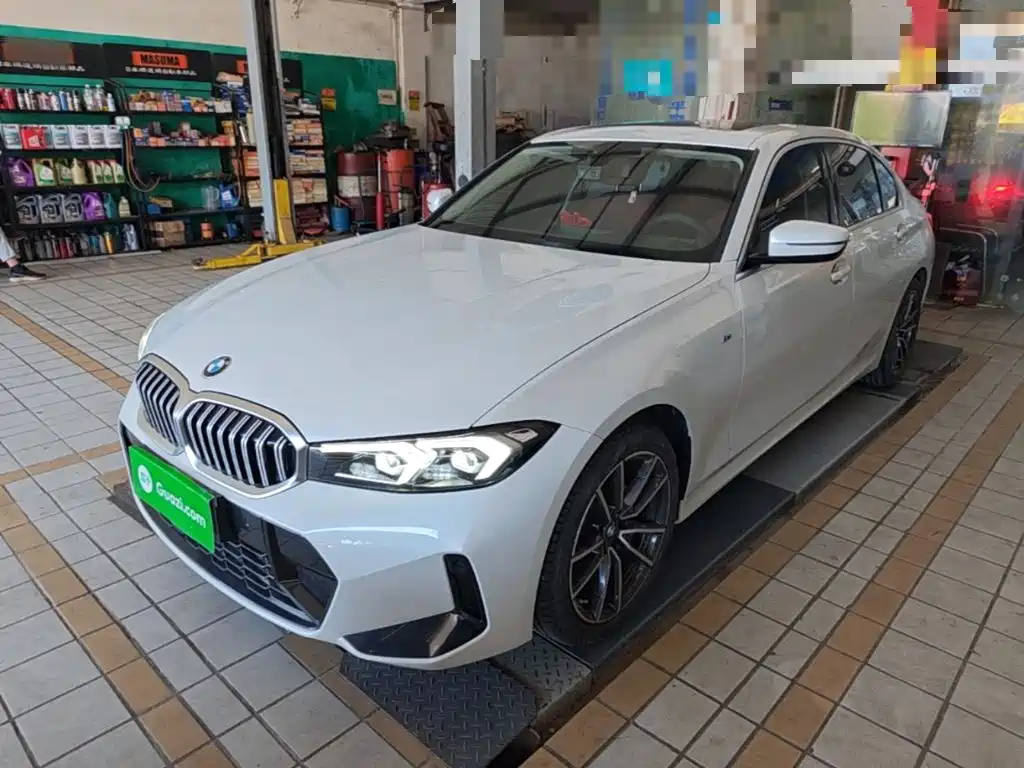 BMW 3 Series 2023
