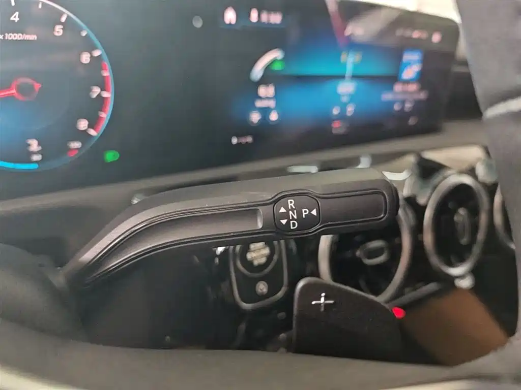Mercedes-Benz A-Class 2020 — фото 14