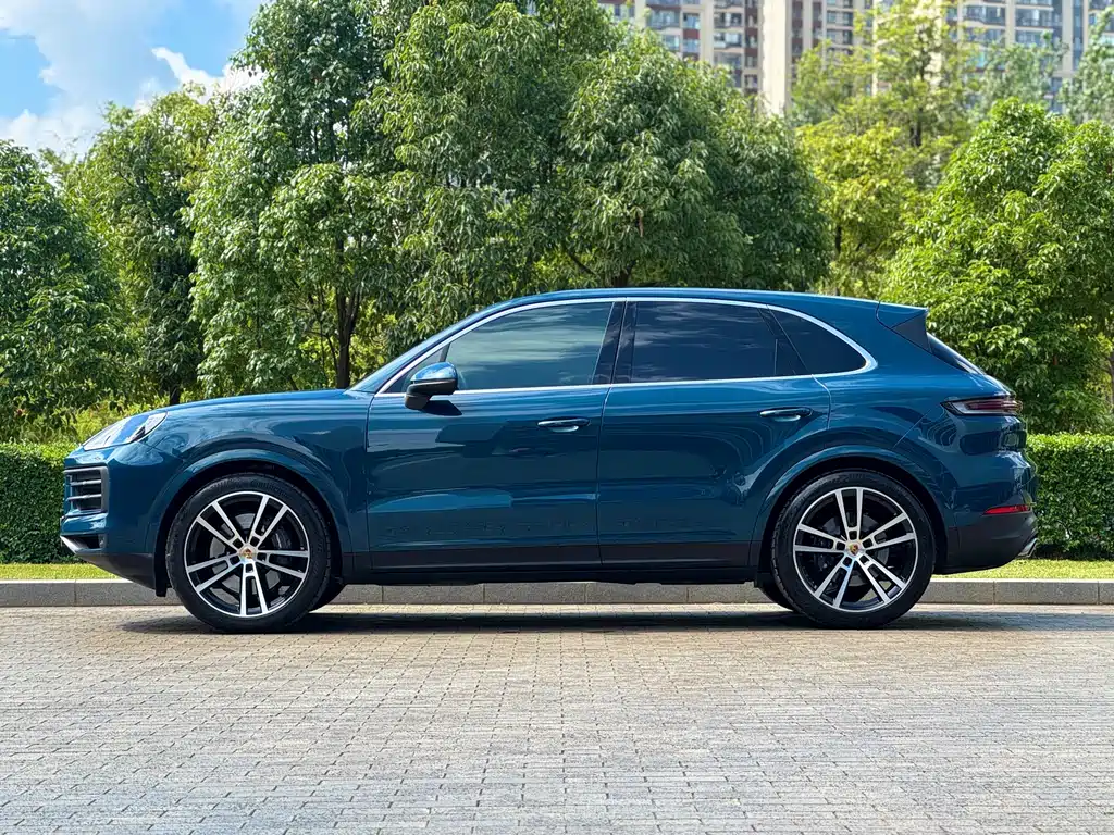 Porsche Cayenne 2024 — фото 3