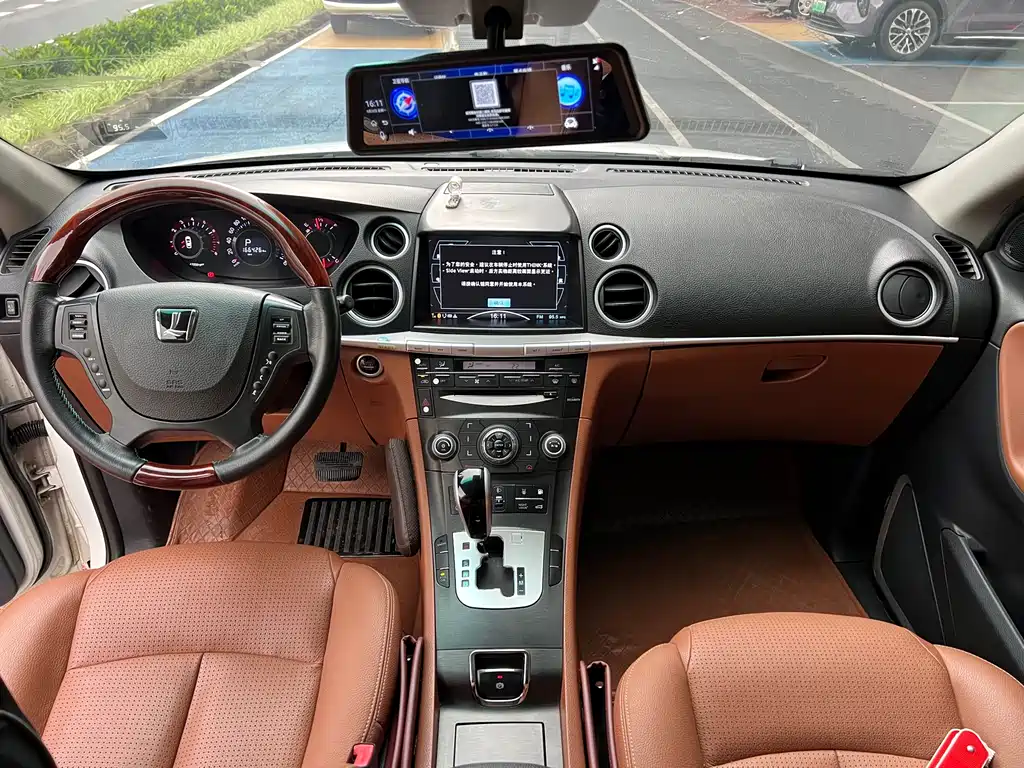 Luxgen Big 7 SUV 2014 — фото 13