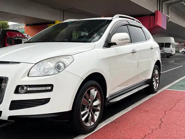 Luxgen Da7 SUV 2014