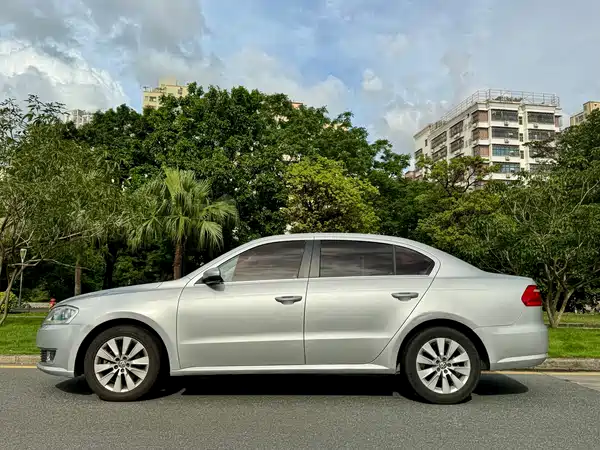 Volkswagen Lavida 2014