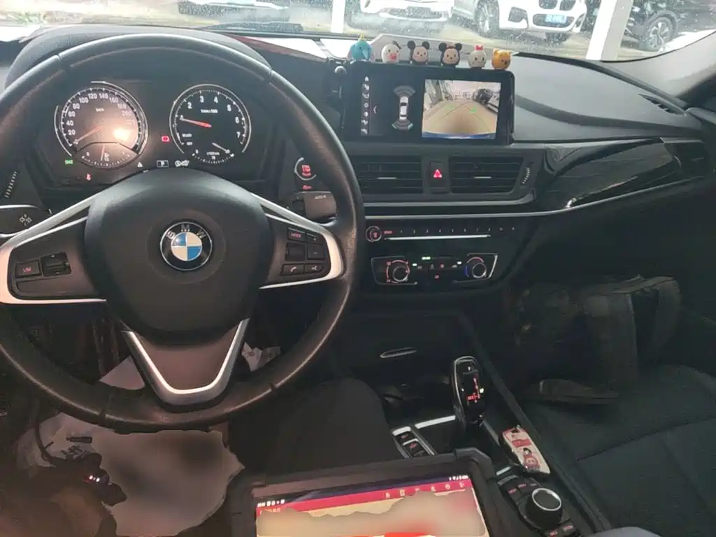 BMW 1 Series 2020 — фото 10