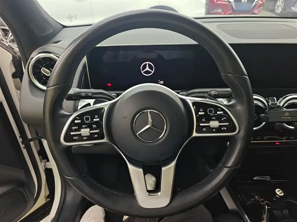 Mercedes-Benz GLB 2020 — фото 11